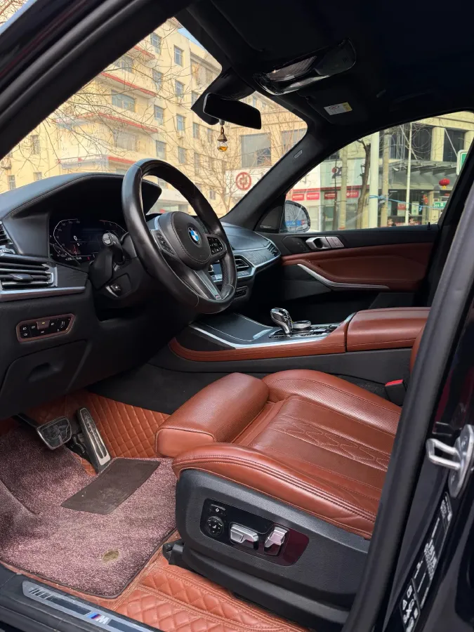 2021 BMW X7 3.0T 340HP L6 8AT,autocango,china used car exporter,china ev exporter,chinese used car exporter,chinese used ev exporter