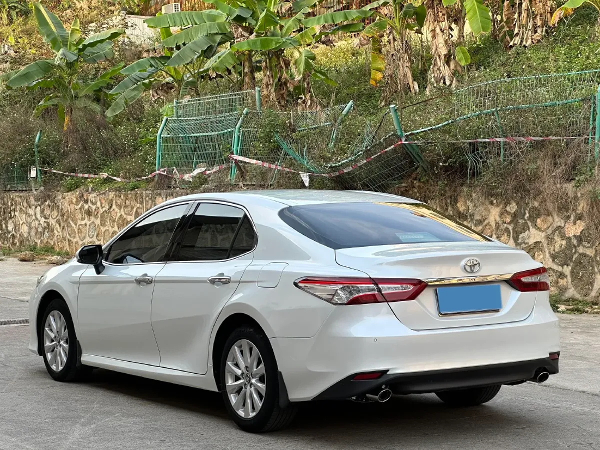 2019 Toyota Camry 2.0L 178HP L4 CVT,autocango,china used car exporter,china ev exporter,chinese used car exporter,chinese used ev exporter