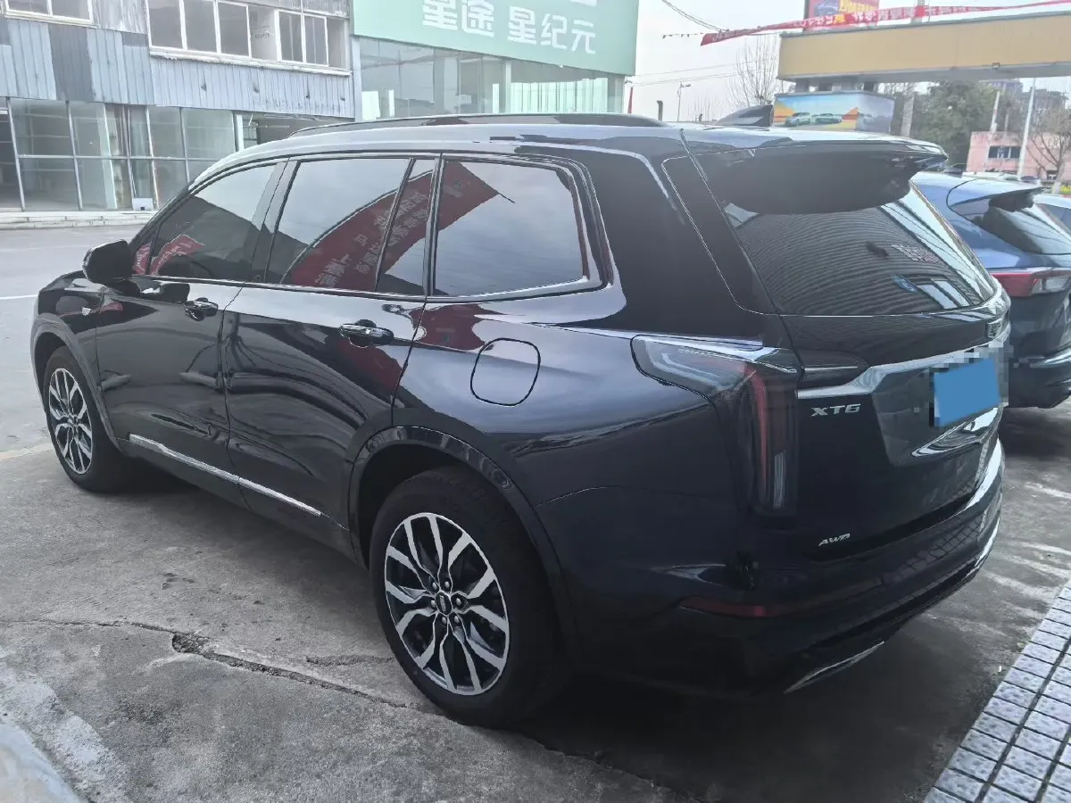 2022 Cadillac XT6 2.0T 237HP L4 9AT,autocango,china used car exporter,china ev exporter,chinese used car exporter,chinese used ev exporter