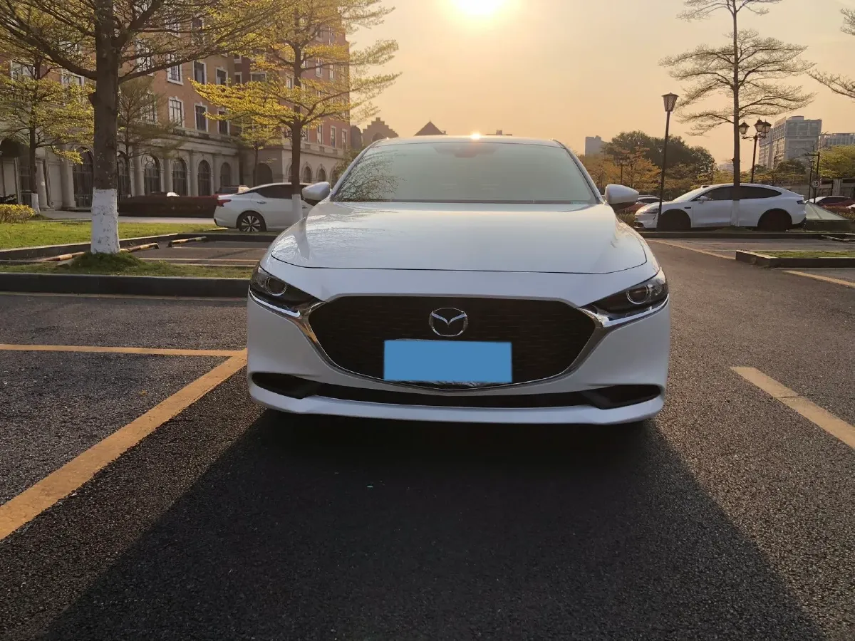2023 Mazda 3 Axela 2.0L 158HP L4 6AT,autocango,china used car exporter,china ev exporter,chinese used car exporter,chinese used ev exporter