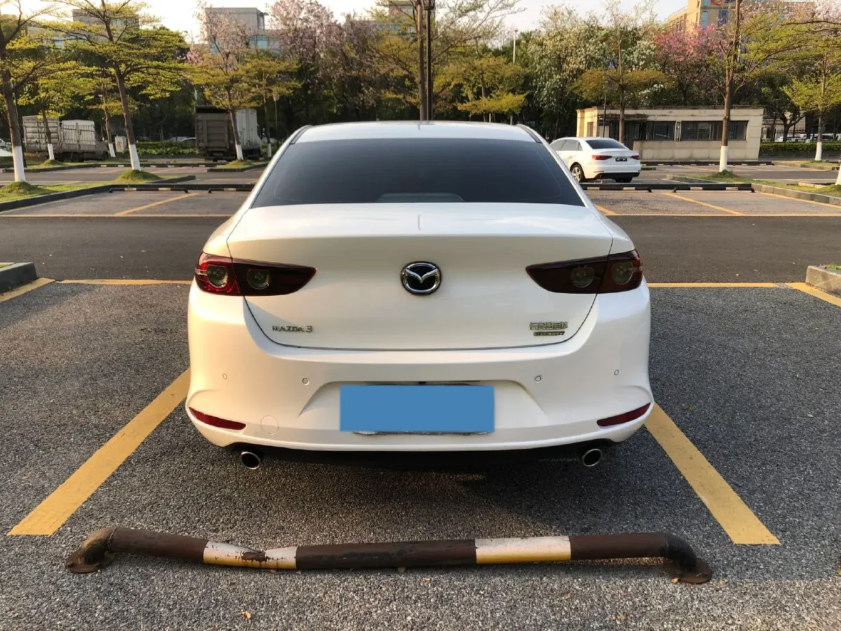 2023 Mazda 3 Axela 2.0L 158HP L4 6AT,autocango,china used car exporter,china ev exporter,chinese used car exporter,chinese used ev exporter