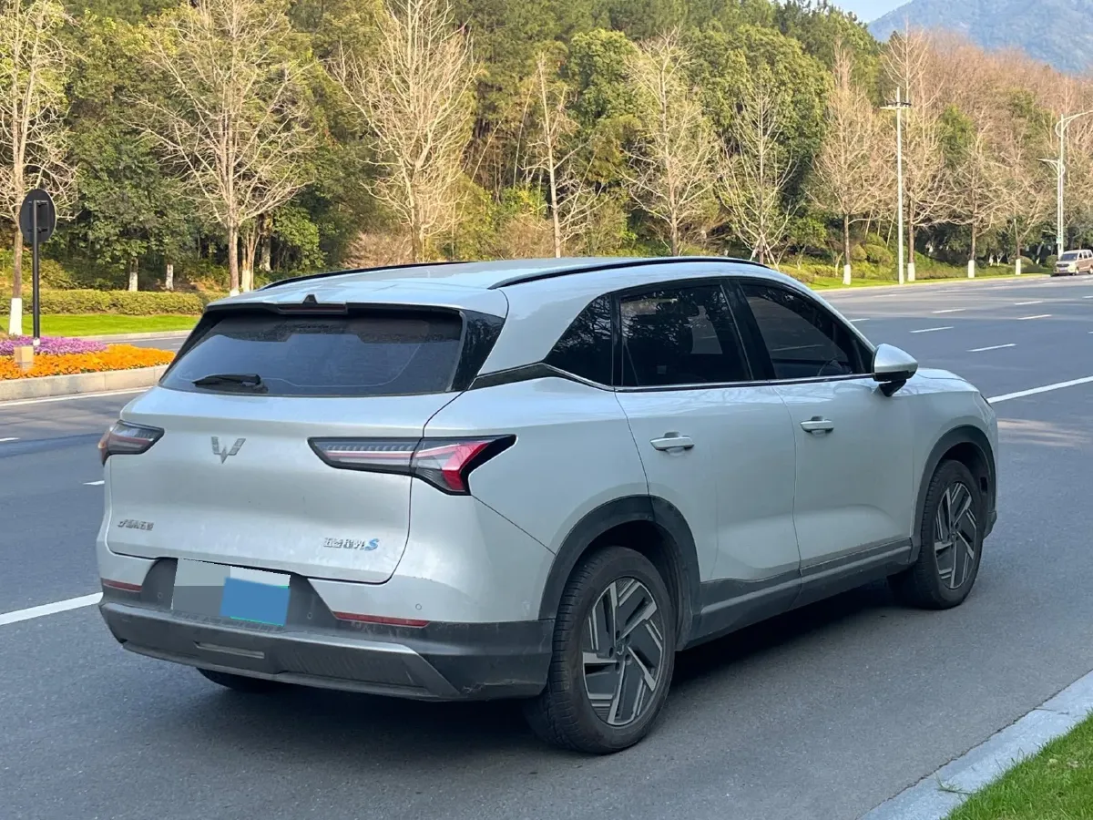 2024 WuLing XingGuangS BEV 60KWH,autocango,china used car exporter,china ev exporter,chinese used car exporter,chinese used ev exporter