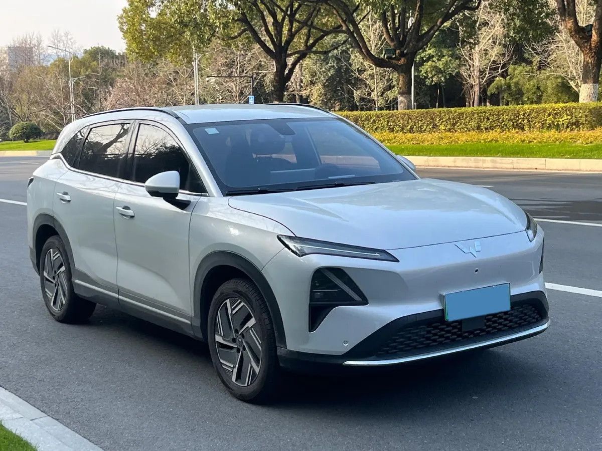 2024 WuLing XingGuangS BEV 60KWH,autocango,china used car exporter,china ev exporter,chinese used car exporter,chinese used ev exporter