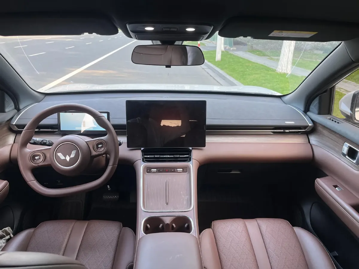 2024 WuLing XingGuangS BEV 60KWH,autocango,china used car exporter,china ev exporter,chinese used car exporter,chinese used ev exporter