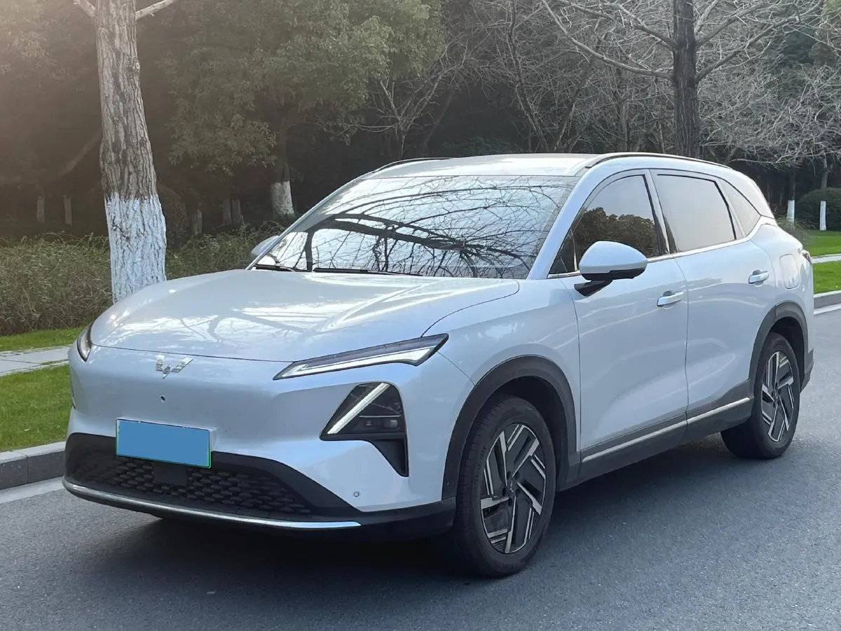 2024 WuLing XingGuangS BEV 60KWH,autocango,china used car exporter,china ev exporter,chinese used car exporter,chinese used ev exporter