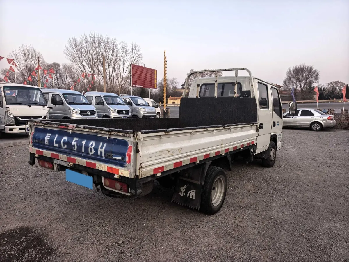 2020 WuLing HongGuang Plus 1.5L 99HP L4 6MT,autocango,china used car exporter,china ev exporter,chinese used car exporter,chinese used ev exporter