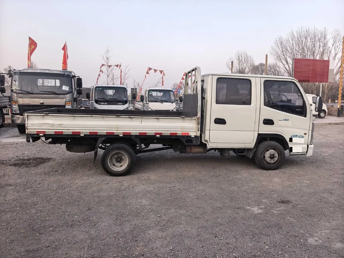 2020 WuLing HongGuang Plus 1.5L 99HP L4 6MT,autocango,china used car exporter,china ev exporter,chinese used car exporter,chinese used ev exporter
