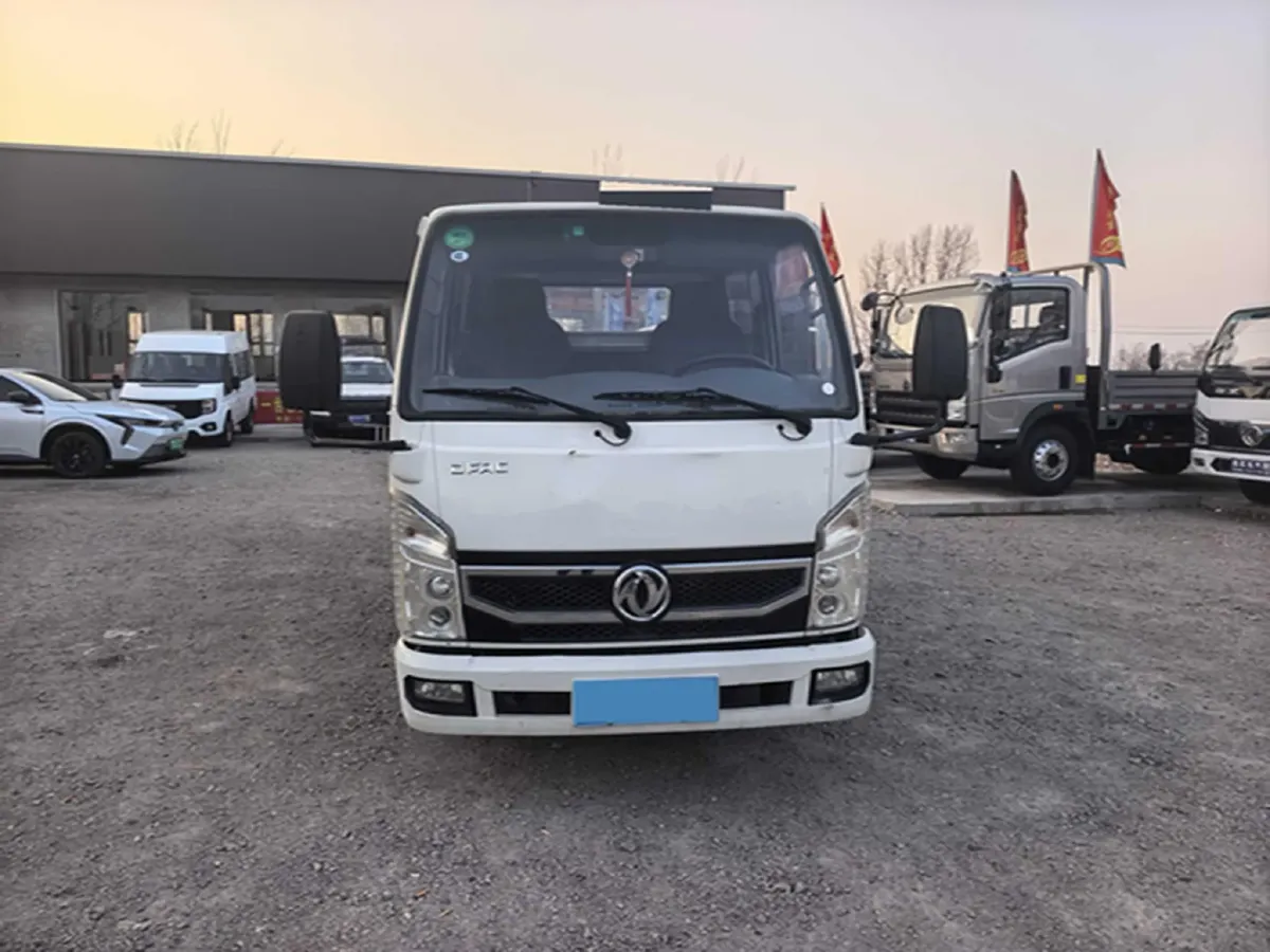 2020 WuLing HongGuang Plus 1.5L 99HP L4 6MT,autocango,china used car exporter,china ev exporter,chinese used car exporter,chinese used ev exporter