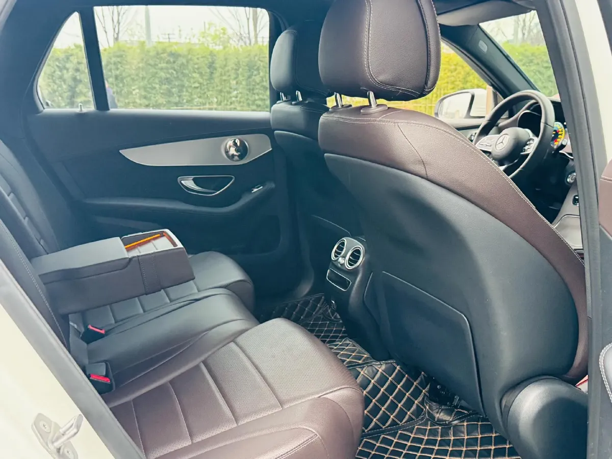 2023 Mercedes-Benz GLC Class 2.0T 204HP L4 9AT,autocango,china used car exporter,china ev exporter,chinese used car exporter,chinese used ev exporter