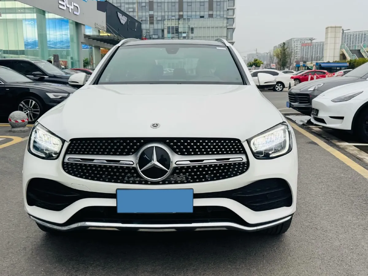 2023 Mercedes-Benz GLC Class 2.0T 204HP L4 9AT,autocango,china used car exporter,china ev exporter,chinese used car exporter,chinese used ev exporter