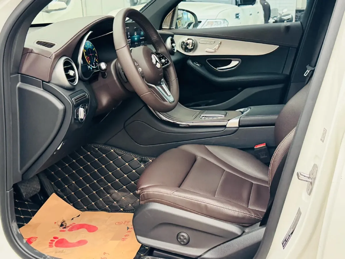 2023 Mercedes-Benz GLC Class 2.0T 204HP L4 9AT,autocango,china used car exporter,china ev exporter,chinese used car exporter,chinese used ev exporter