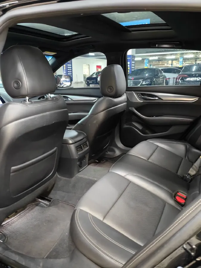 2021 Cadillac CT5 2.0T 237HP L4 10AT,autocango,china used car exporter,china ev exporter,chinese used car exporter,chinese used ev exporter