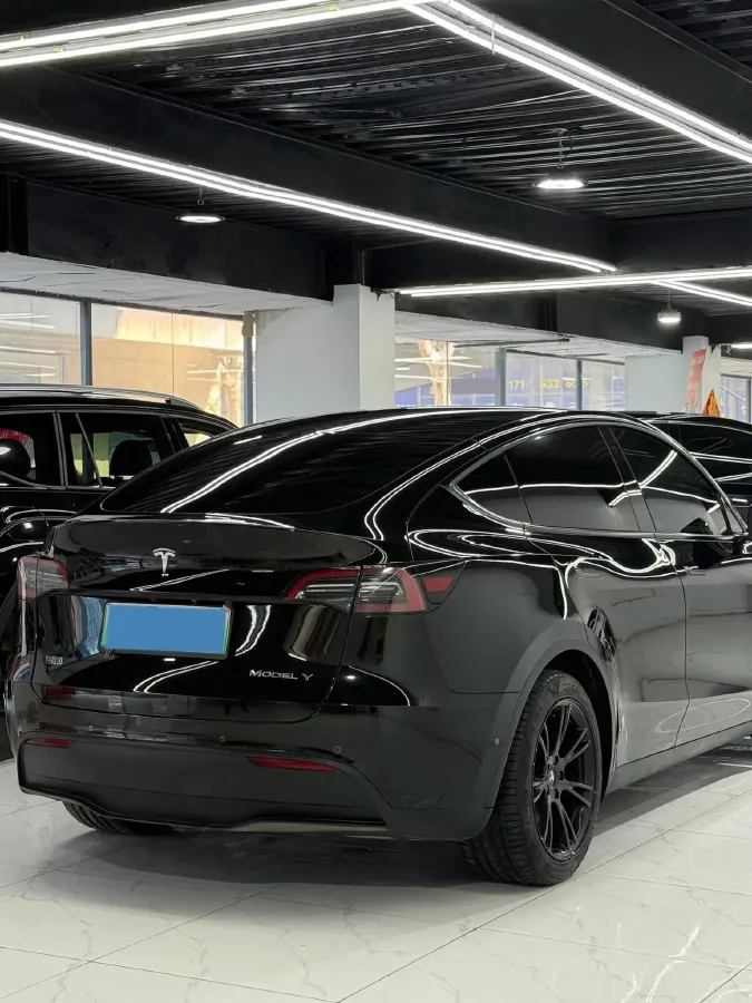 2022 Tesla Model Y BEV 60KWH,autocango,china used car exporter,china ev exporter,chinese used car exporter,chinese used ev exporter