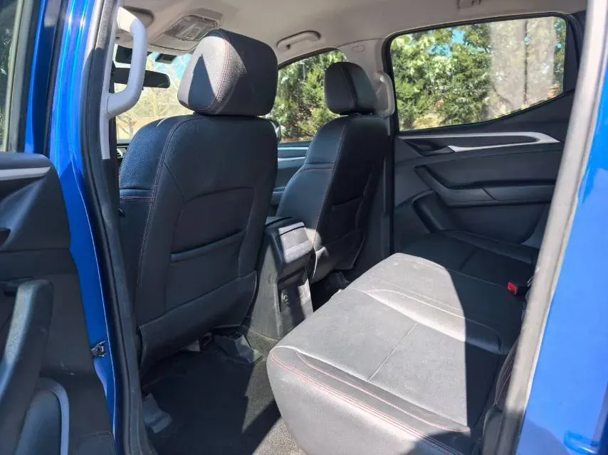 2017 MAXUS T60 2.4L 143HP L4 5MT,autocango,china used car exporter,china ev exporter,chinese used car exporter,chinese used ev exporter