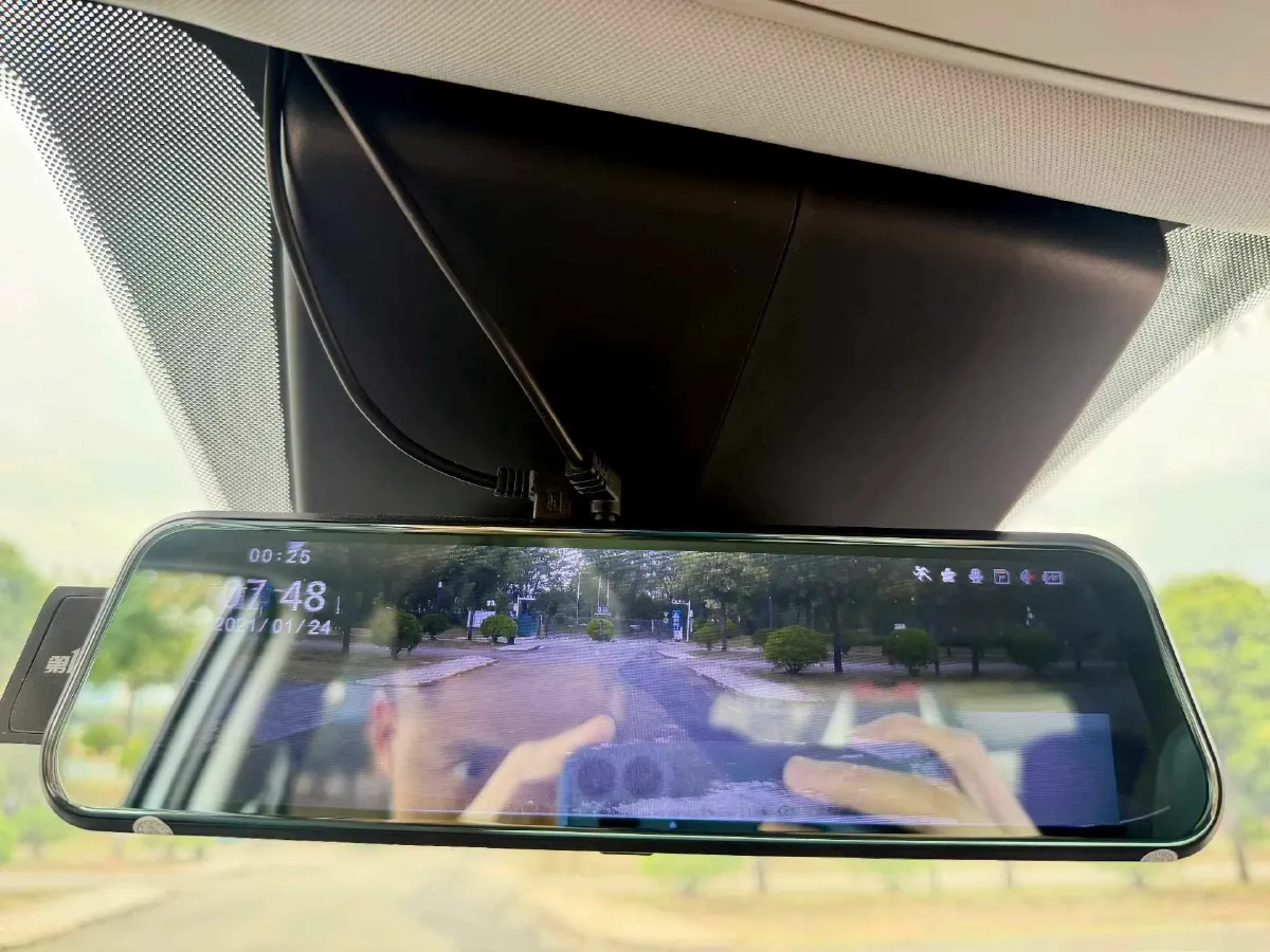 2021 GAC Trumpchi M6 1.5T 169HP L4 6AT,autocango,china used car exporter,china ev exporter,chinese used car exporter,chinese used ev exporter