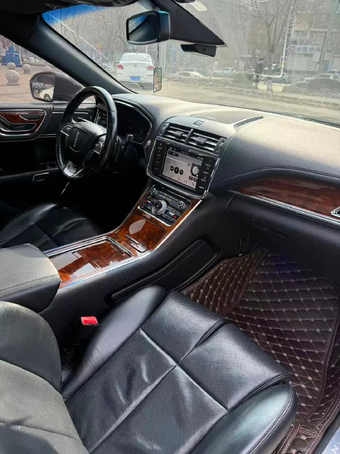 2019 Mercedes-Benz C Class 1.5T 184HP L4 9AT,autocango,china used car exporter,china ev exporter,chinese used car exporter,chinese used ev exporter