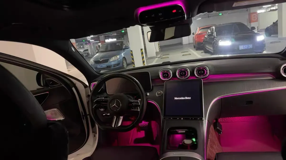 2022 Mercedes-Benz C Class 1.5T 204HP L4 9AT,autocango,china used car exporter,china ev exporter,chinese used car exporter,chinese used ev exporter