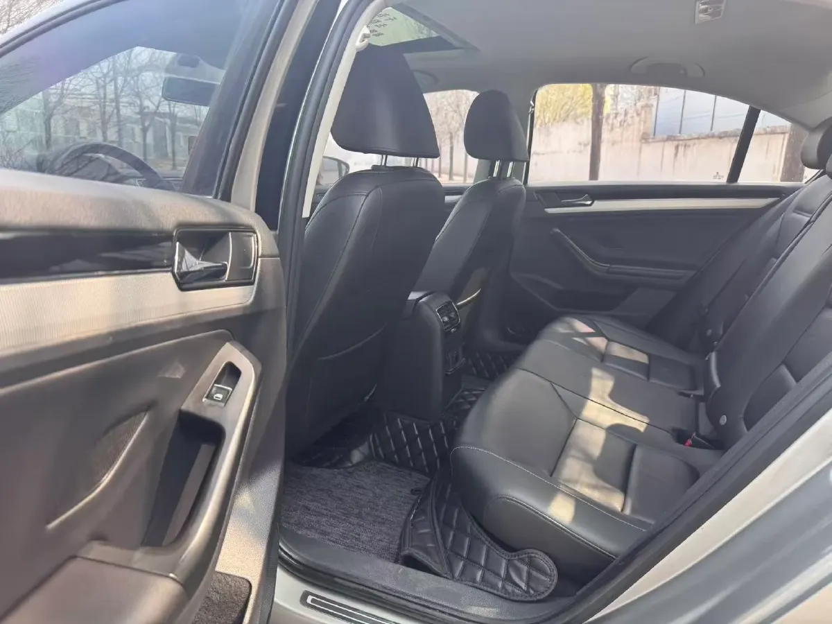 2018 JMC YuSheng S350 2.0T 141HP L4 6AT,autocango,china used car exporter,china ev exporter,chinese used car exporter,chinese used ev exporter