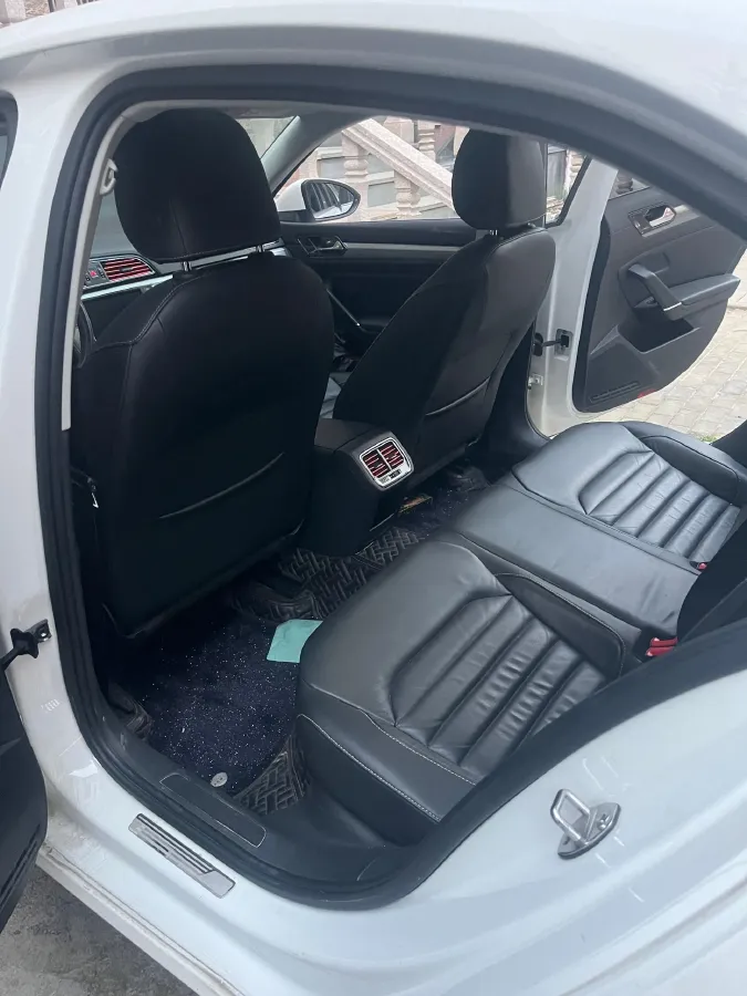 2017 Volkswagen Lamando 1.4T 150HP L4 7DCT,autocango,china used car exporter,china ev exporter,chinese used car exporter,chinese used ev exporter