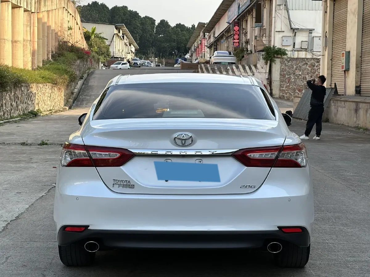 2018 Toyota Camry 2.0L 169HP L4 6AT,autocango,china used car exporter,china ev exporter,chinese used car exporter,chinese used ev exporter