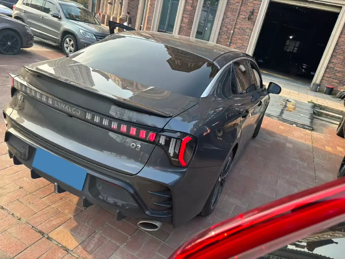 2025 LYNK&CO 03 1.5T 181HP L4 7DCT,autocango,china used car exporter,china ev exporter,chinese used car exporter,chinese used ev exporter
