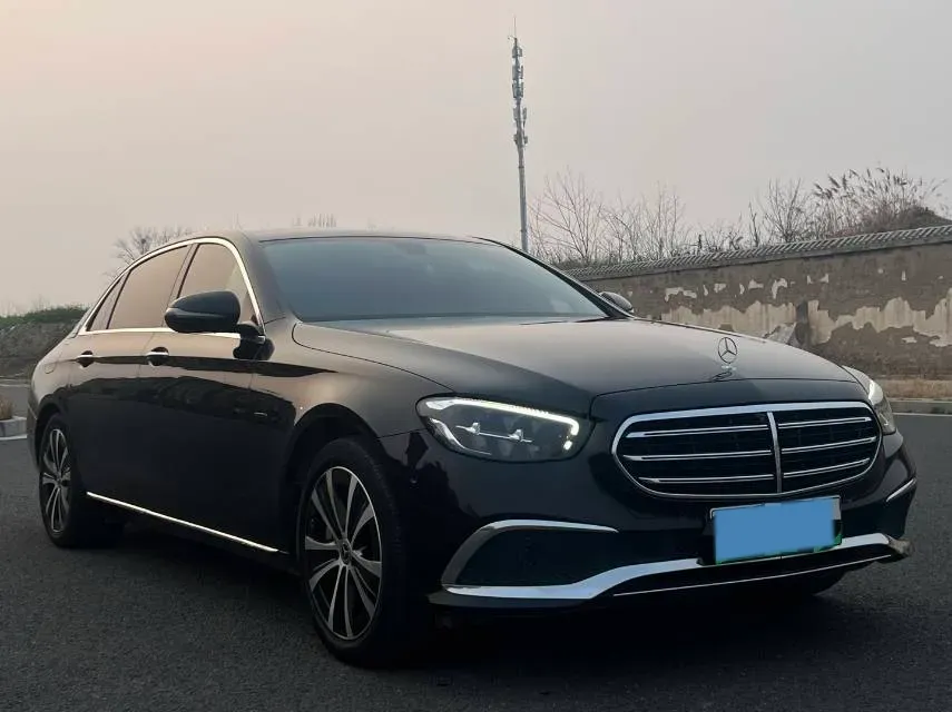 2021 Mercedes-Benz E Class 2.0T 211HP L4 9AT PHEV 25.4KWH,autocango,china used car exporter,china ev exporter,chinese used car exporter,chinese used ev exporter