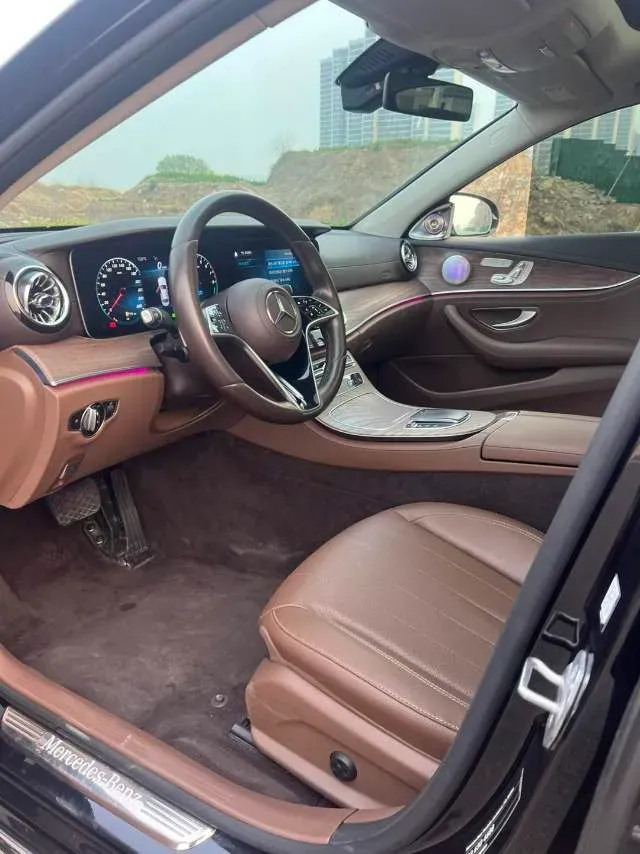 2021 Mercedes-Benz E Class 2.0T 211HP L4 9AT PHEV 25.4KWH,autocango,china used car exporter,china ev exporter,chinese used car exporter,chinese used ev exporter