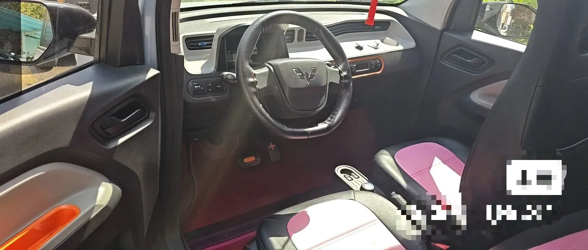 2022 LingBox uni BEV 11.52KWH,autocango,china used car exporter,china ev exporter,chinese used car exporter,chinese used ev exporter