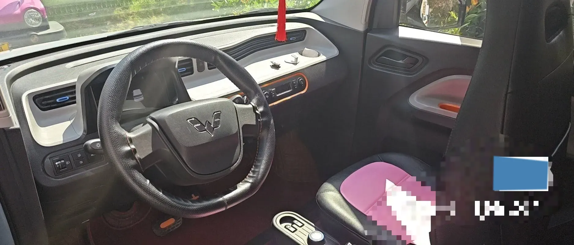 2022 LingBox uni BEV 11.52KWH,autocango,china used car exporter,china ev exporter,chinese used car exporter,chinese used ev exporter