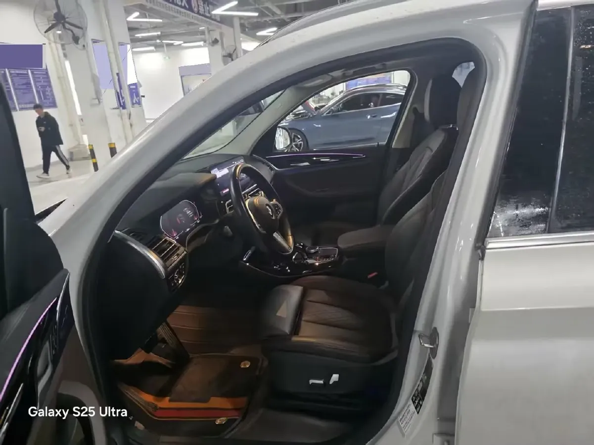 2022 BMW X3 2.0T 184HP L4 8AT,autocango,china used car exporter,china ev exporter,chinese used car exporter,chinese used ev exporter