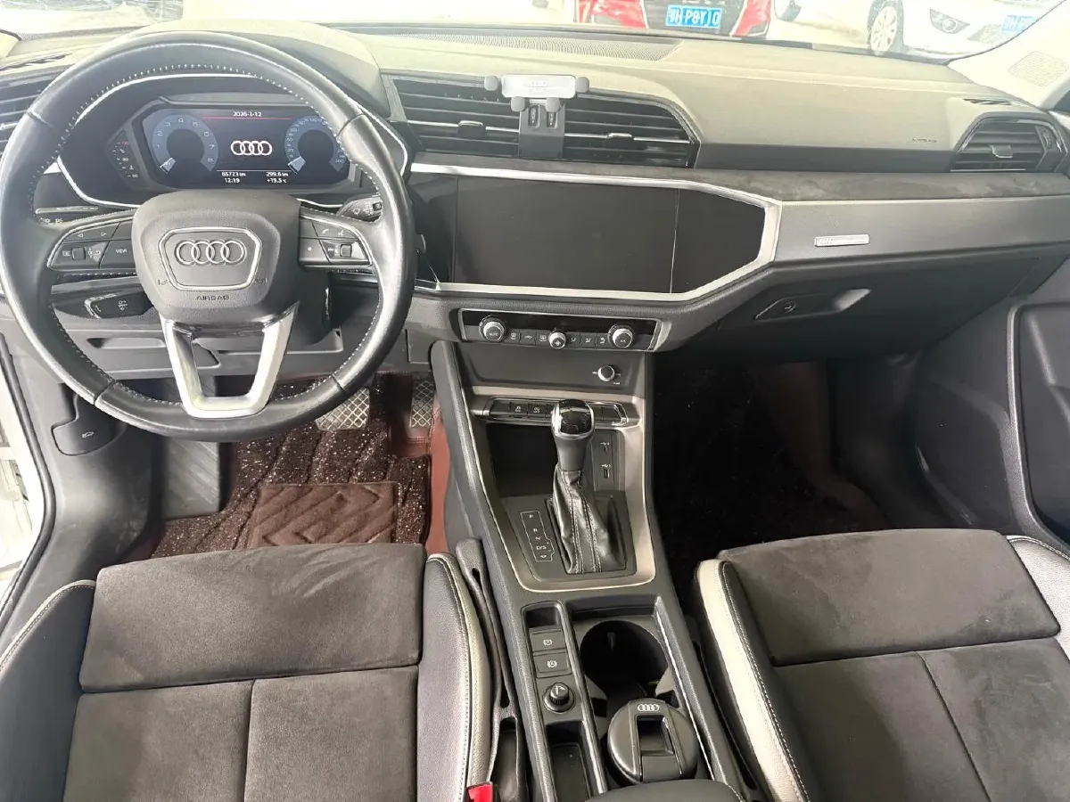 2021 Audi Q3 1.4T 150HP L4 7DCT,autocango,china used car exporter,china ev exporter,chinese used car exporter,chinese used ev exporter