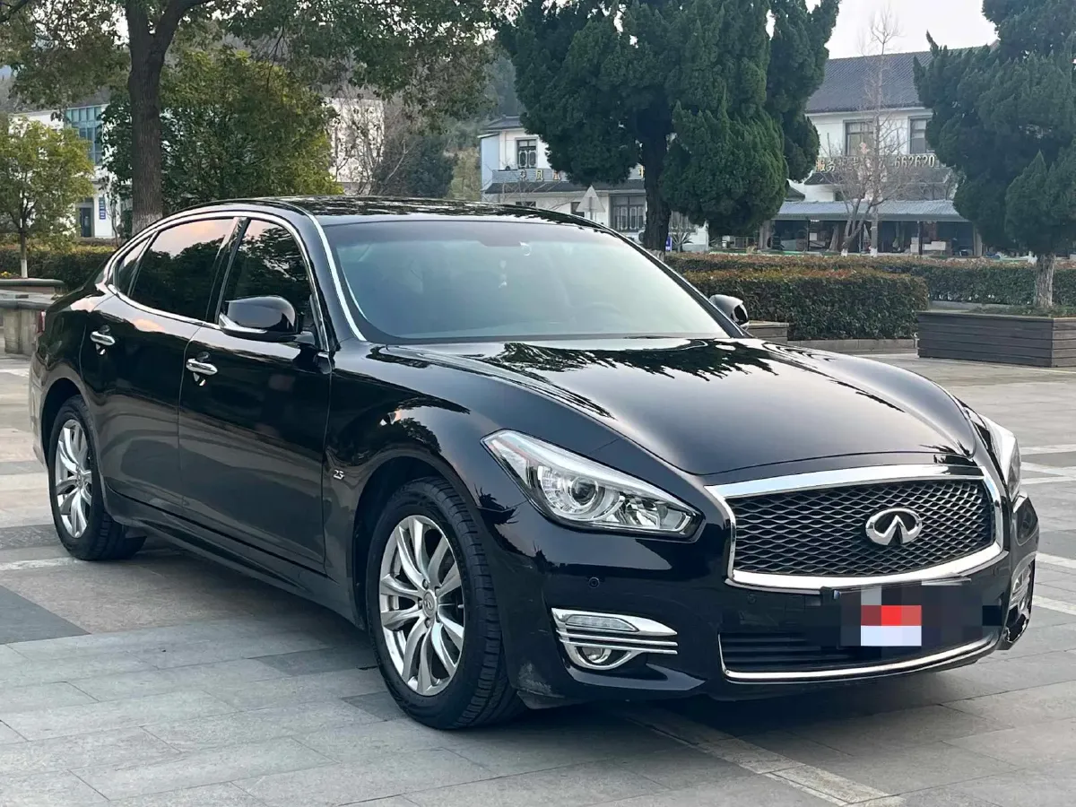 2015 Infiniti Q70 2.5L 222HP V6 7AT,autocango,china used car exporter,china ev exporter,chinese used car exporter,chinese used ev exporter