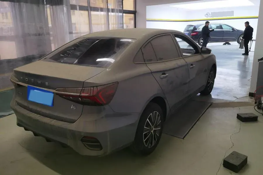 2021 Roewe i5 1.5L 120HP L4 CVT,autocango,china used car exporter,china ev exporter,chinese used car exporter,chinese used ev exporter