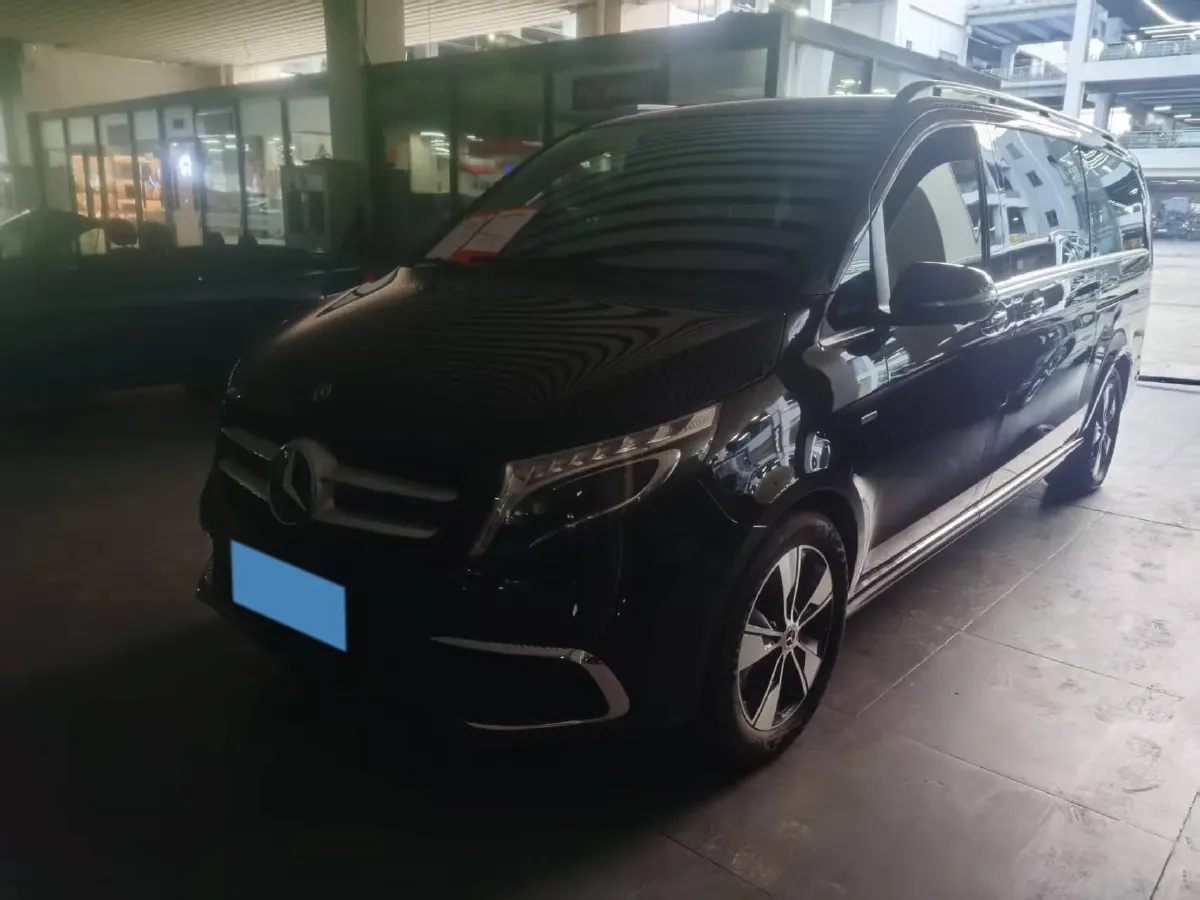 2020 Mercedes-Benz V Class 2.0T 211HP L4 9AT,autocango,china used car exporter,china ev exporter,chinese used car exporter,chinese used ev exporter