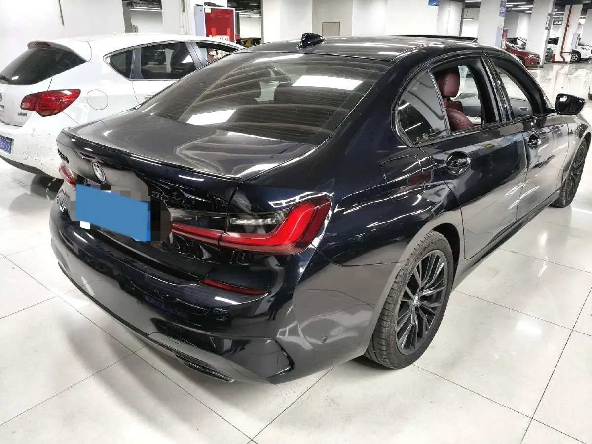 2022 BMW 3 Series 2.0T 184HP L4 8AT,autocango,china used car exporter,china ev exporter,chinese used car exporter,chinese used ev exporter