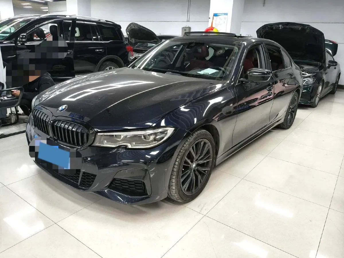 2022 BMW 3 Series 2.0T 184HP L4 8AT,autocango,china used car exporter,china ev exporter,chinese used car exporter,chinese used ev exporter