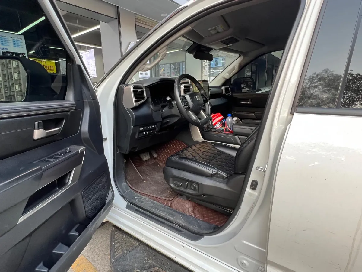 2022 Tank 300 2.0T 227HP L4 8AT,autocango,china used car exporter,china ev exporter,chinese used car exporter,chinese used ev exporter