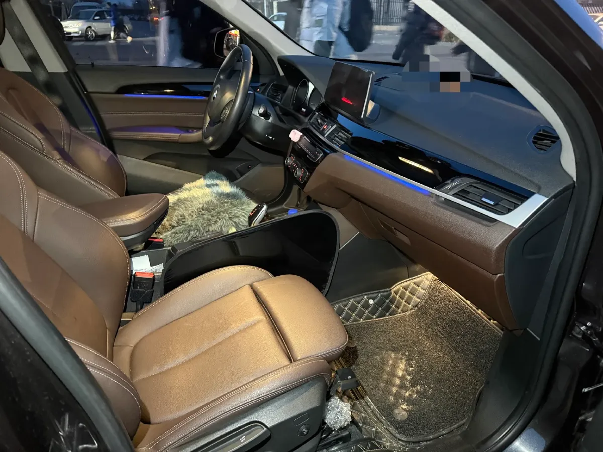 2022 BMW X1 1.5T 140HP L3 7DCT,autocango,china used car exporter,china ev exporter,chinese used car exporter,chinese used ev exporter