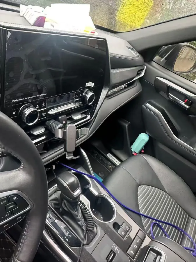 2021 Toyota Crown Kluger 2.5L 192HP L4 E-CVT Hybrid,autocango,china used car exporter,china ev exporter,chinese used car exporter,chinese used ev exporter