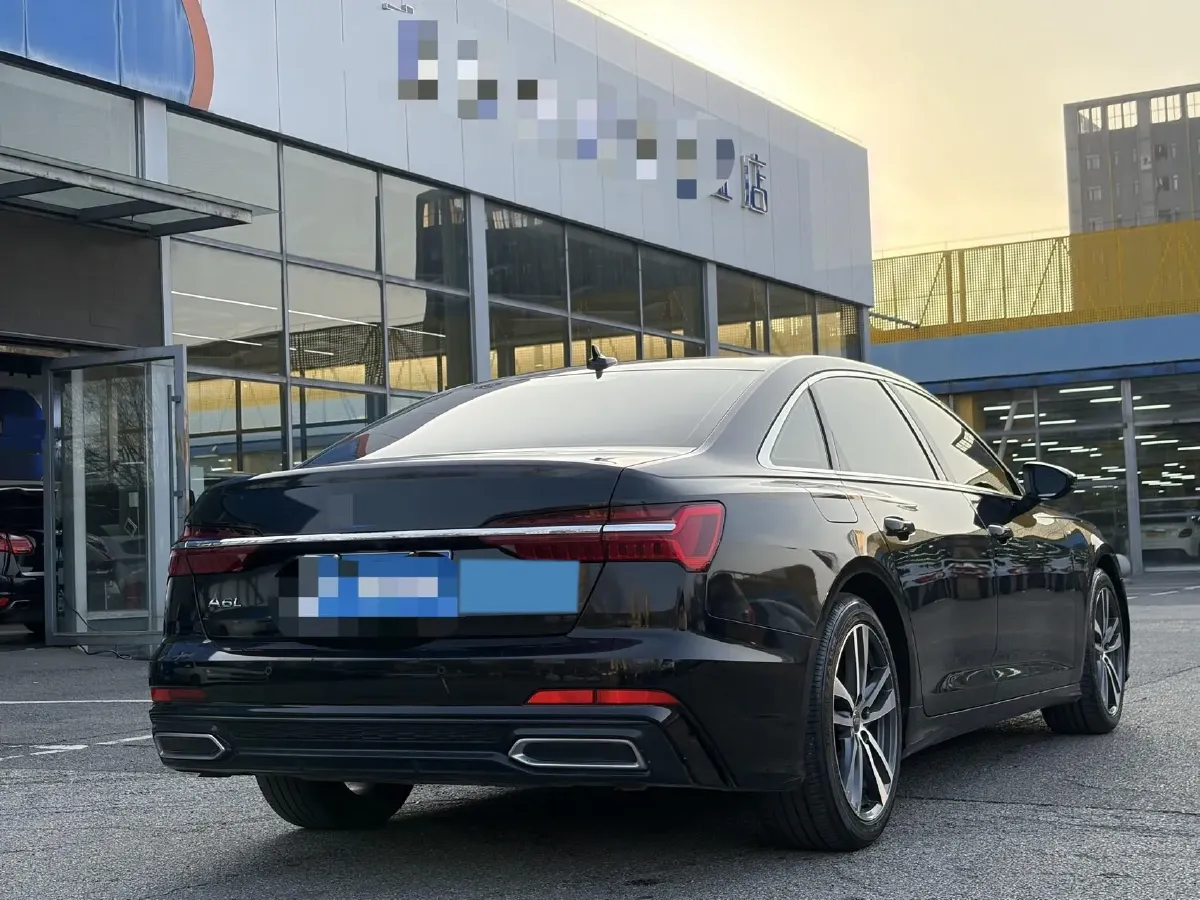 2020 Audi A6L 2.0T 190HP L4 7DCT,autocango,china used car exporter,china ev exporter,chinese used car exporter,chinese used ev exporter