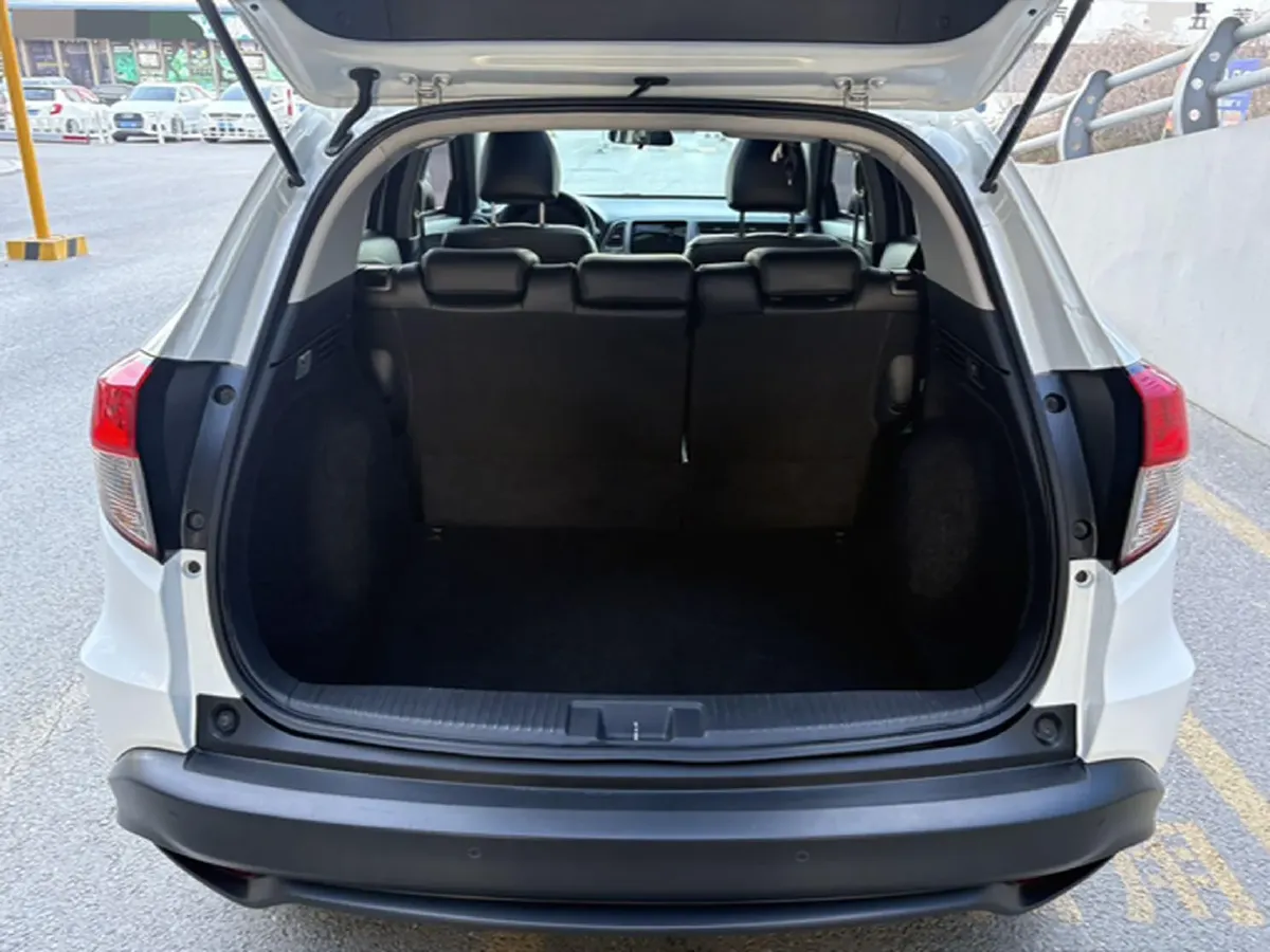 2020 Honda Vezel 1.5L 131HP L4 CVT,autocango,china used car exporter,china ev exporter,chinese used car exporter,chinese used ev exporter