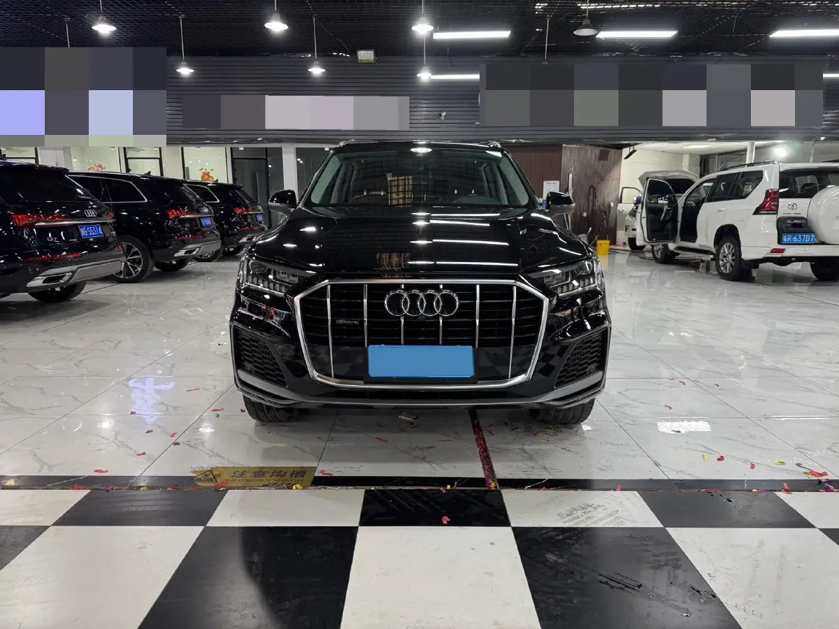 2021 Audi Q7 3.0T 340HP V6 8AT,autocango,china used car exporter,china ev exporter,chinese used car exporter,chinese used ev exporter