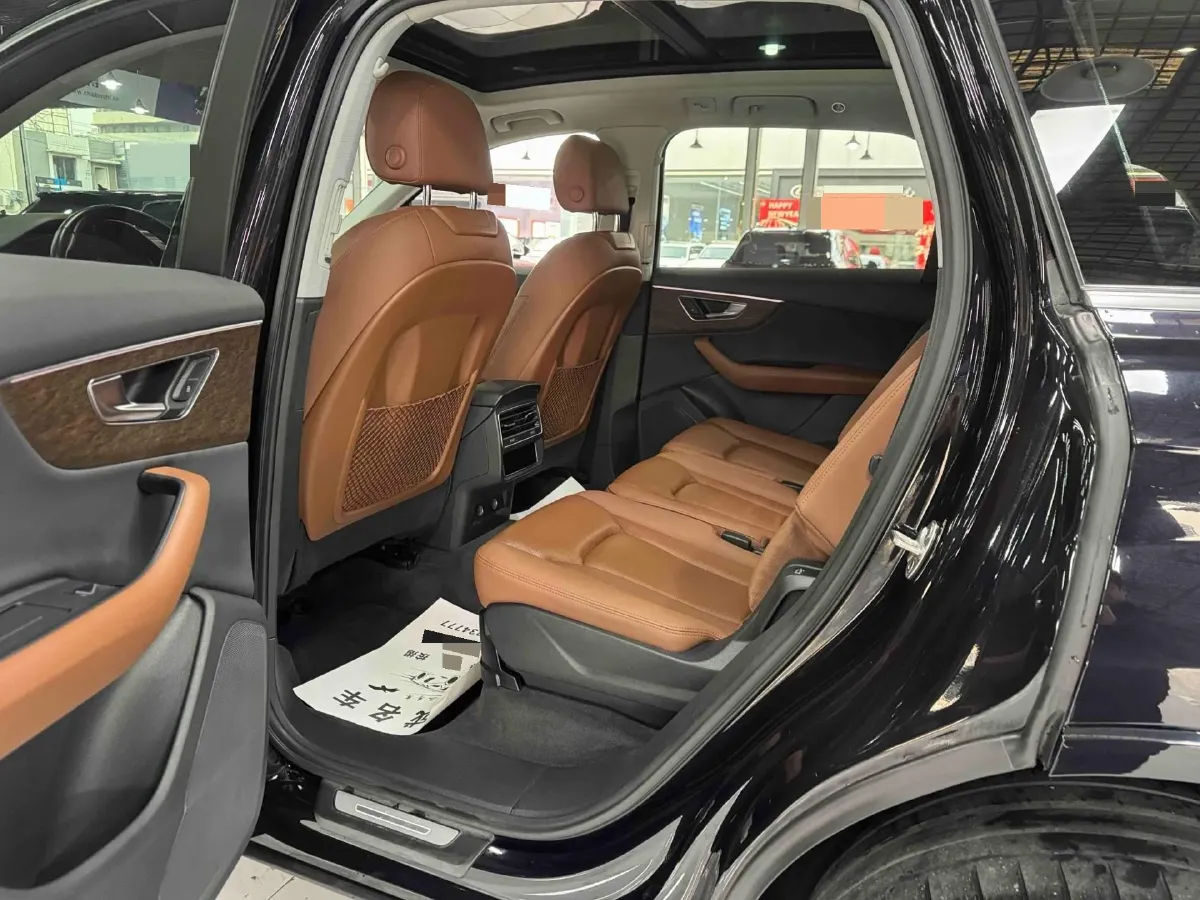 2021 Audi Q7 3.0T 340HP V6 8AT,autocango,china used car exporter,china ev exporter,chinese used car exporter,chinese used ev exporter