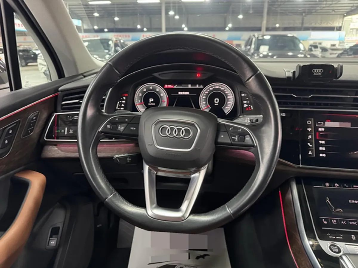 2021 Audi Q7 3.0T 340HP V6 8AT,autocango,china used car exporter,china ev exporter,chinese used car exporter,chinese used ev exporter