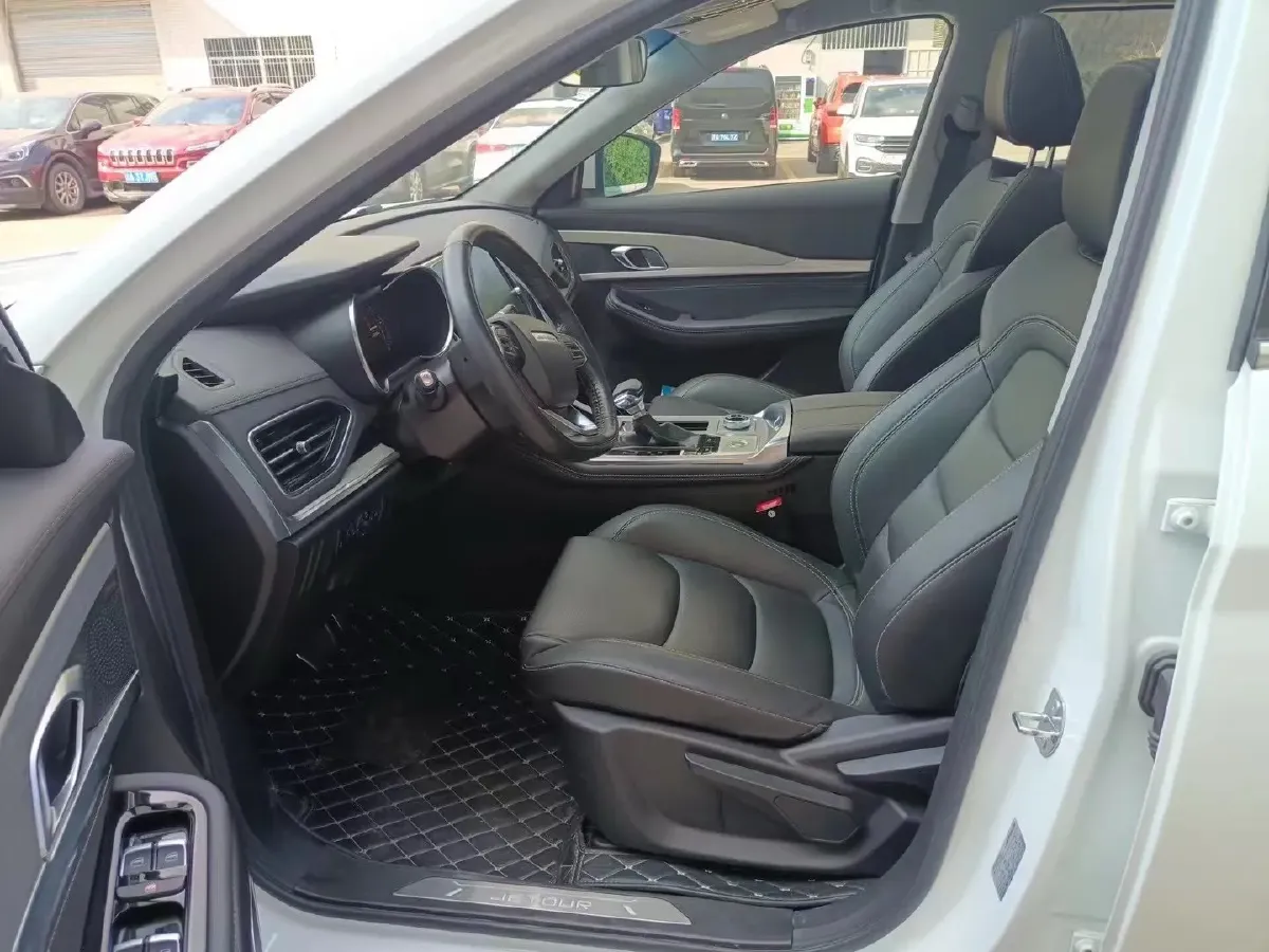 2020 Jetour X70 1.5T 156HP L4 6DCT,autocango,china used car exporter,china ev exporter,chinese used car exporter,chinese used ev exporter