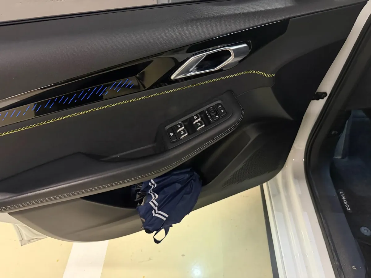 2023 MAXUS G50 1.5T 181HP L4 7DCT,autocango,china used car exporter,china ev exporter,chinese used car exporter,chinese used ev exporter