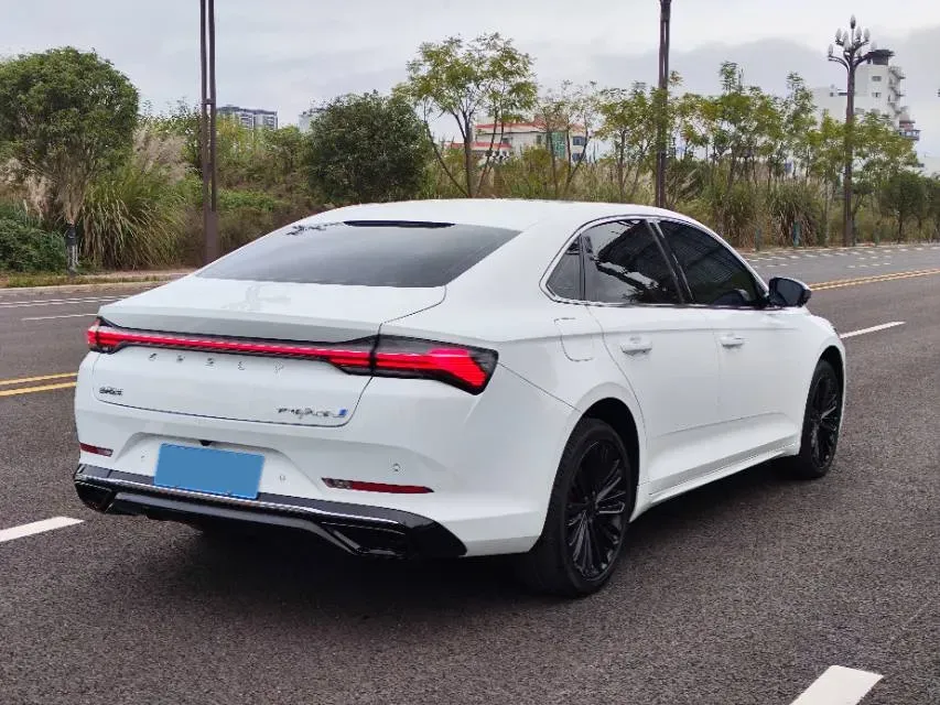 2024 Geely Preface 1.5T 163HP L4 3DHT Hybrid,autocango,china used car exporter,china ev exporter,chinese used car exporter,chinese used ev exporter