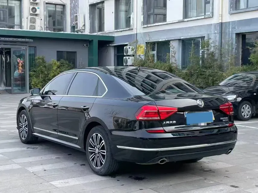 2017 Volkswagen Passat 1.8T 180HP L4 7DCT,autocango,china used car exporter,china ev exporter,chinese used car exporter,chinese used ev exporter