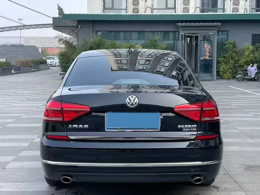 2017 Volkswagen Passat 1.8T 180HP L4 7DCT,autocango,china used car exporter,china ev exporter,chinese used car exporter,chinese used ev exporter