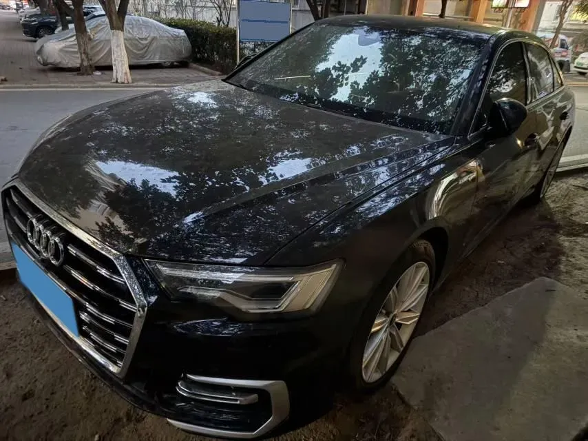 2024 Audi A6L 2.0T 245HP L4 7DCT,autocango,china used car exporter,china ev exporter,chinese used car exporter,chinese used ev exporter